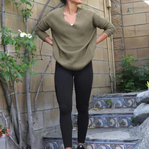 Athleta Delancey Moto Tight Black Large - Picture 6 of 11